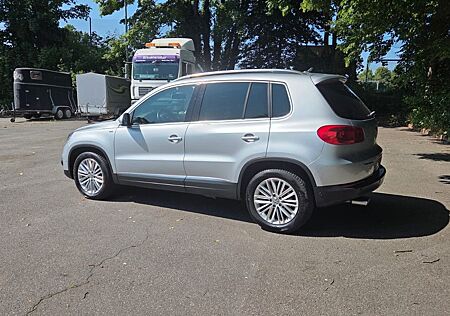 VW Tiguan Volkswagen 1.4 TSI BlueMotion Tec CUP Sport & St...