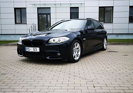BMW 525d xDrive Touring M-Paket, super ausstattu