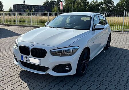 BMW 118i Edition M Sport Shadow M Sport Lenkrad