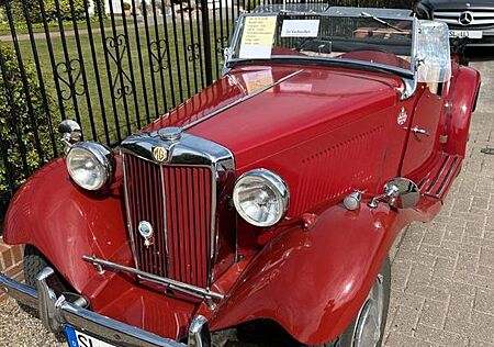 MG TD, Oldtimer Roadster