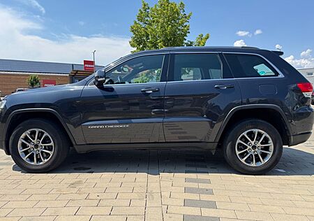 Jeep Grand Cherokee 3.0l V6 MultiJet 140kW Laredo...