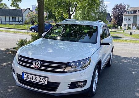 VW Tiguan Volkswagen 2.0 TDI SCR 81 BMT LOUNGE Sport & Sty...