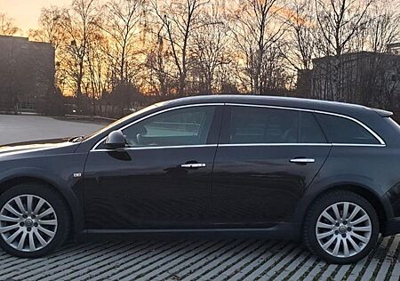 Opel Insignia Country Tourer Insignia CT Country Tourer 2.0 BiTurbo CDTI ...