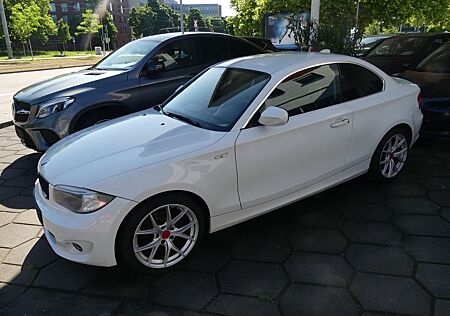 BMW 125i 125 Baureihe 1 Coupe AUTOMATIK LEDER SPORT