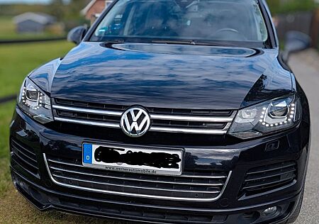 VW Touareg Volkswagen 3.0 V6 TDI R-Line, PANO, Leder,
