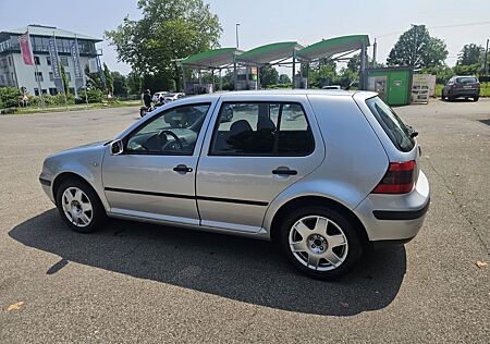 VW Golf Volkswagen 1.6 Special Special