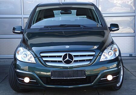 Mercedes-Benz B 180 Sport Navi SHZ PDC