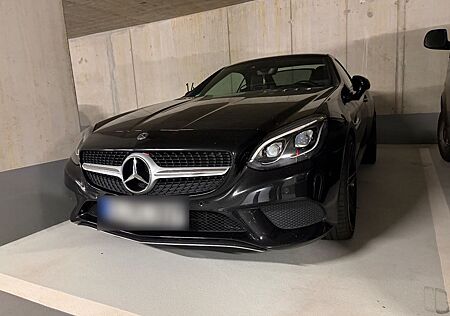 Mercedes-Benz SLC 200