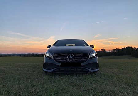 Mercedes-Benz A 200 - AMG Line