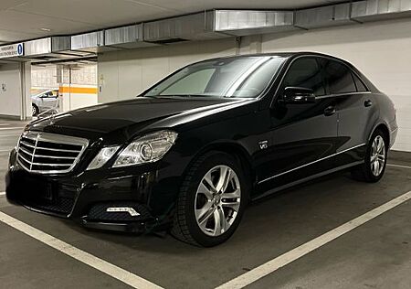 Mercedes-Benz E 350 CGI BlueEFFICIENCY AVANTGARDE mit 102000