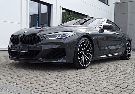 BMW M850i xDrive Coupé -