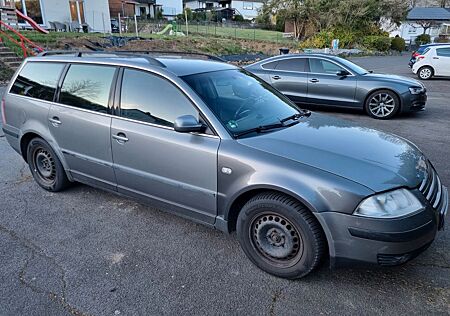 VW Passat Variant Volkswagen 1.9TDI 96kW Comfortline Varia...