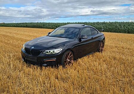 BMW 240 M240i Coupé - Handschalter M-Performance