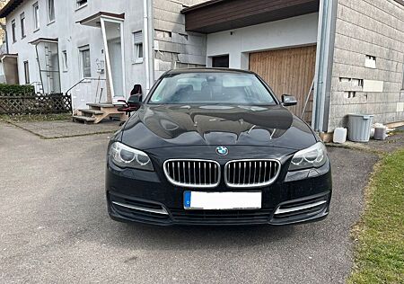 BMW 520d A Luxury Line
