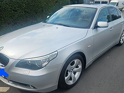 BMW 525i A -