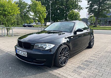 BMW 125i Coupé 3.0L