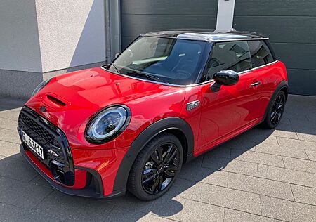 Mini Cooper S JCW Trim NAVI Sposi SHZ PDC LHZ Kamera