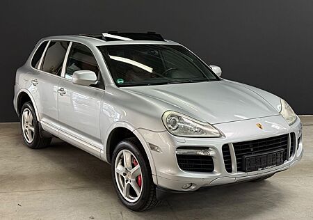 Porsche Cayenne Turbo Panorama