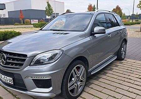 Mercedes-Benz ML 63 AMG gebraucht kaufen Mercedes-Benz ML 63 AMG 4MATIC AMG