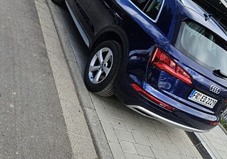 Audi Q5 2.0 TDI 120kW S tronic quattro design design