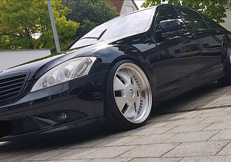 Mercedes-Benz S 550