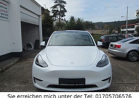 Tesla Model Y Long Range Dual AWD aus 1 Hand