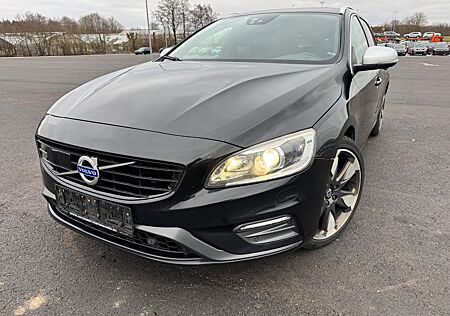 Volvo V60 Kombi 2.0 300PS T6 | R-Design | AWD | 50544