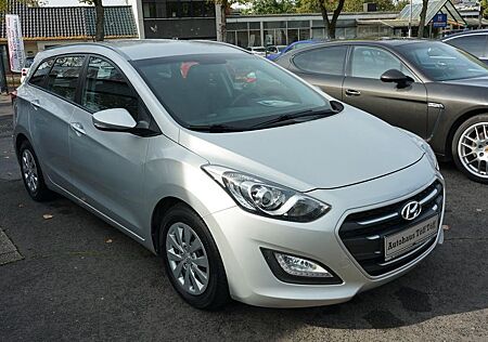 Hyundai i30 1.6 CRDi-Klima-PDC-Rückf-Navi-Tempomat