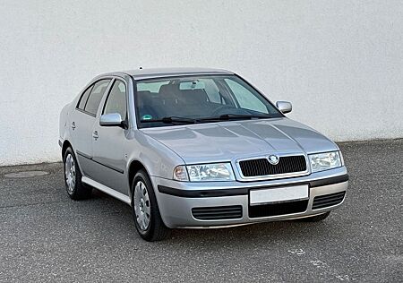 Skoda Octavia Lim. 1.6 Tour