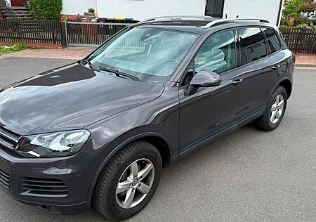 VW Touareg Volkswagen 3.0 V6 TDI Tiptronic BMT