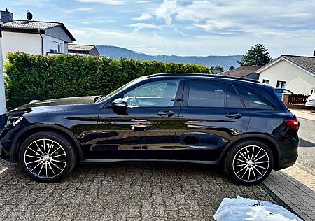 Mercedes-Benz GLC 250 d 4MATIC AMG Line Autom. AMG Line