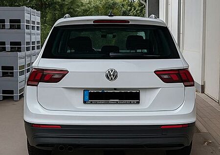 VW Tiguan Volkswagen 2.0 TDI SCR DSG 4MOTION SOUND SOUND