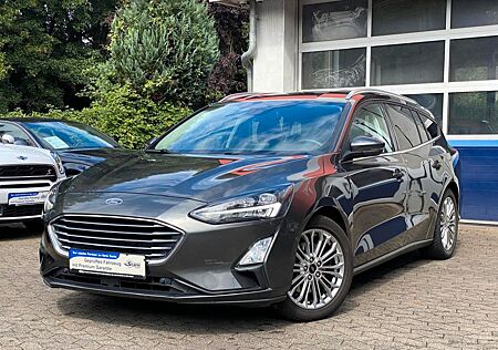 Ford Focus Turnier 1.5 TITANIUM AUTOMATIK KAMERA NAVI