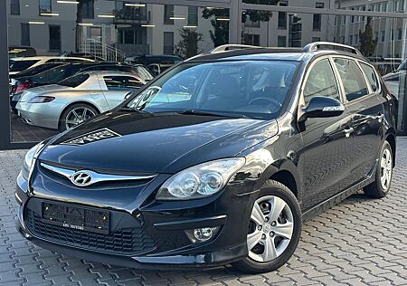 Hyundai i30 1.4 FIFA WM Edition Klima TÜV+Service neu 2H