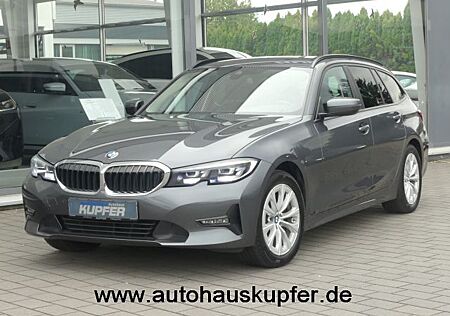 BMW 318 gebraucht kaufen BMW 318 i Tour Advantage Aut.-AHK°LivCpt. Prof.°LED