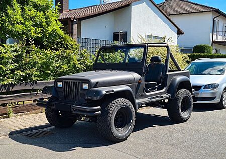 Jeep Wrangler 2.5 - Hardtop, neuer Motor!, H-Zul.