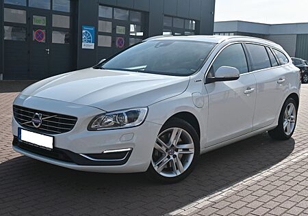 Volvo V60 **Mietkauf**V60D6*Sum*SD*NAVI*STHZ*E-KZ*Diesel