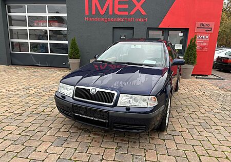 Skoda Octavia Elegance 1.8 T 150 PS HU neu Navi SH