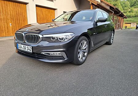 BMW 540 Baureihe 5 Touring d xDrive Luxury Line