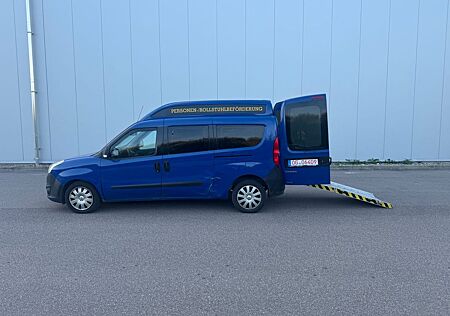 Opel Combo D Selection L2H2*BEHINDERTENUMBAU