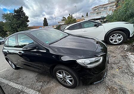 Mercedes-Benz B 180 180d 7G-DCT