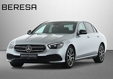 Mercedes-Benz E 220 d Avantgarde Night Distronic Pano MBUX
