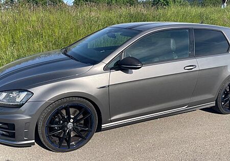 VW Golf Volkswagen VII Lim. R DSG 4Mot 19 Zoll Sound Xenon