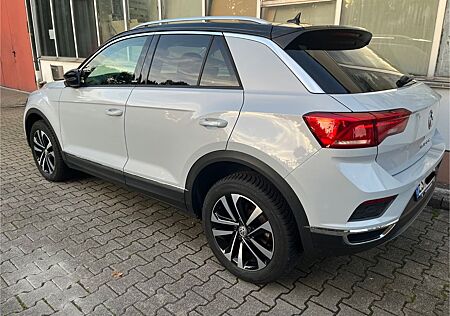 VW T-Roc Volkswagen 1.5 TSI UNITED white silver