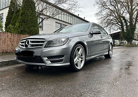 Mercedes-Benz C 180 AMG, TÜV neu, Bi-Xenon Scheinwerfer