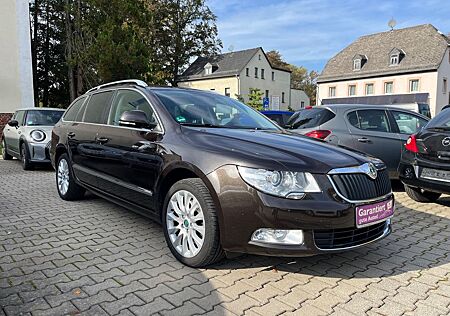 Skoda Superb Combi Exclusive Bi-Xenon /Navi /Automatik