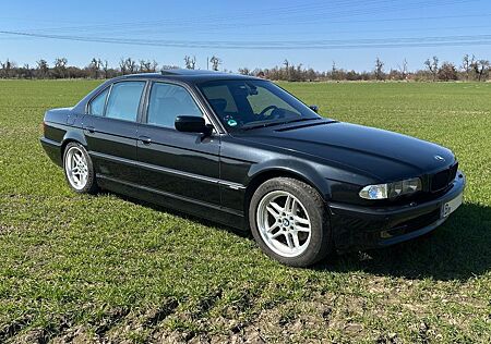 BMW 740i Betreff: (LPG)