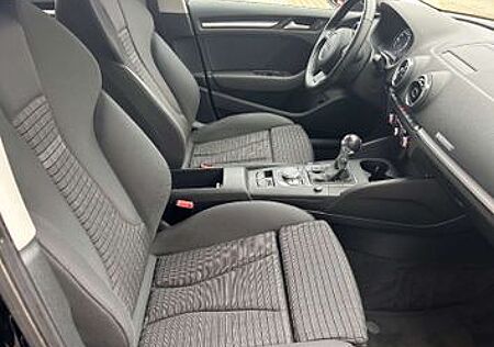 Audi A3 1.4 TFSI e-tron S tronic Ambition SB Ambition