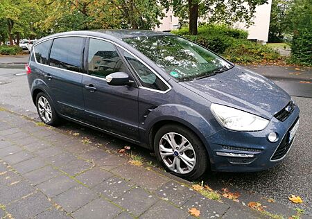 Ford S-Max 2,0 TDCi 103kW DPF Titanium Titanium