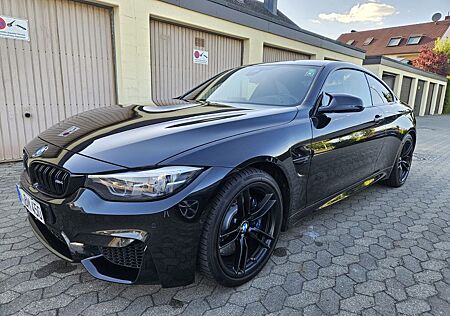 BMW M4 Competition*HeadUp*Harman Kardon*Carbondach*